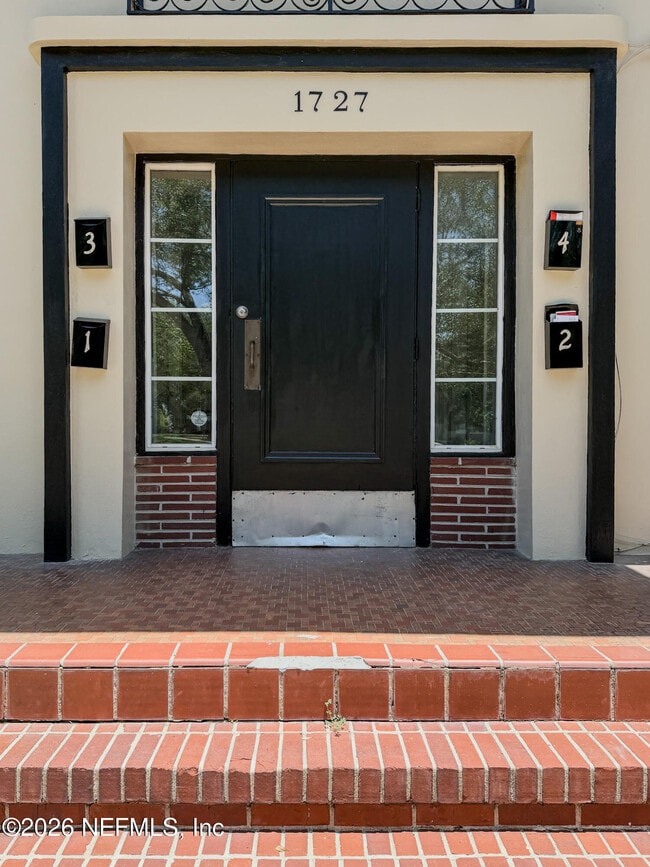 Building Photo - 1727 San Marco Blvd