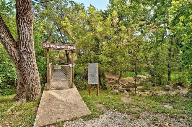 Building Photo - 2803 Brass Buttons Trl