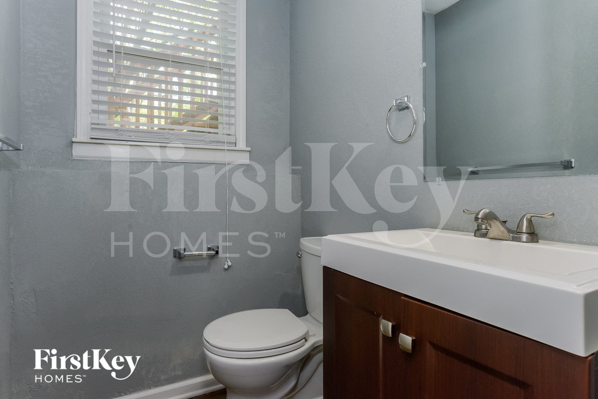 Building Photo - 13008 W 102nd Terrace