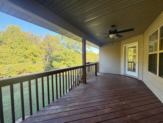 Building Photo - WELCOME HOME!