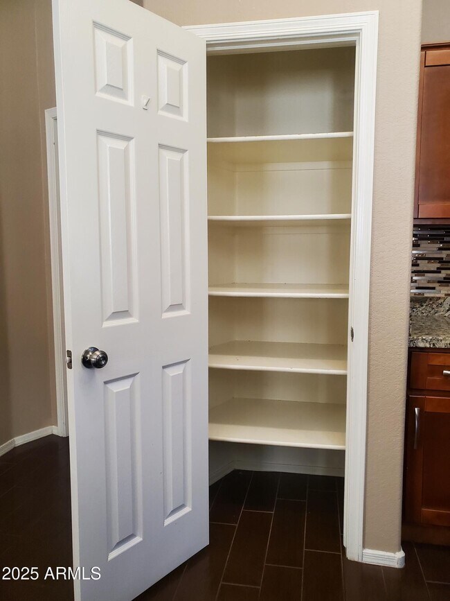 Building Photo - 12059 N 110th St