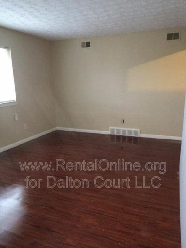 Building Photo - Courtside Apartments