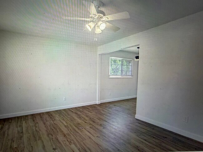 Building Photo - 4838 Shayne Ln