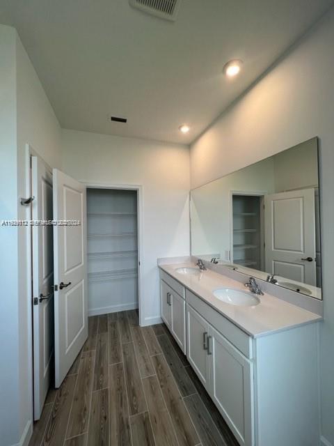 Building Photo - 14171 SW Thorens Dr