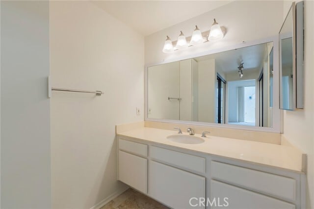 Building Photo - 2559 Plaza del Amo