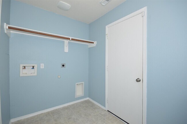 Building Photo - 21530 N Boundary Peak Way