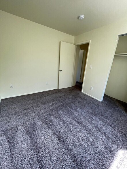 Building Photo - 1303 S Coffman St