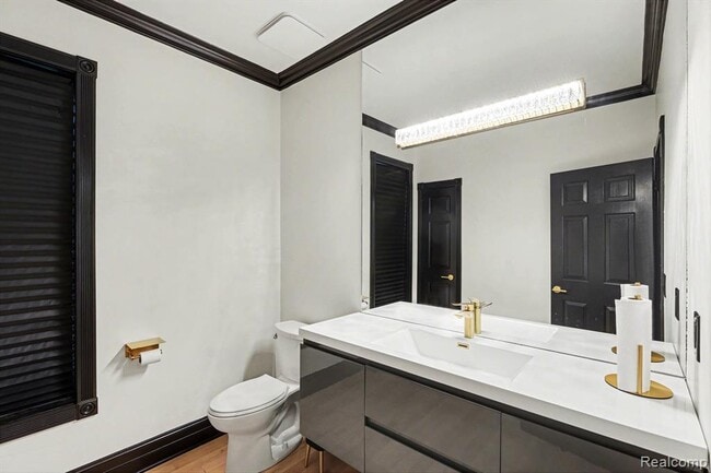 Building Photo - 6986 Montgomery Dr