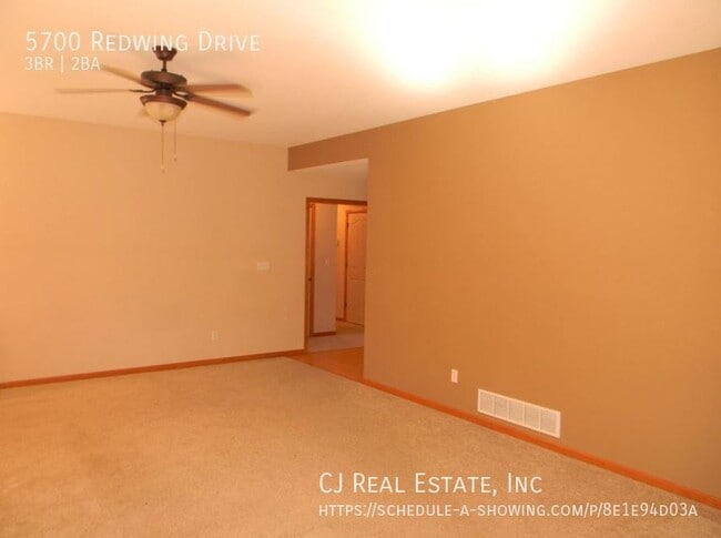 Building Photo - 5700 Redwing Dr