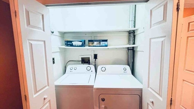 Building Photo - 37 Anderson Ct