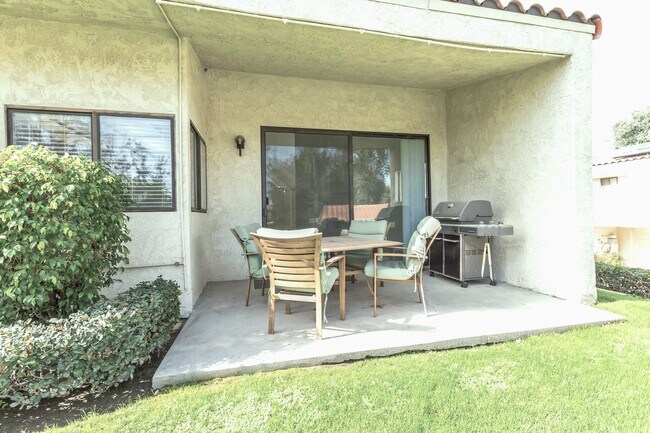 Building Photo - 45324 Driftwood Dr