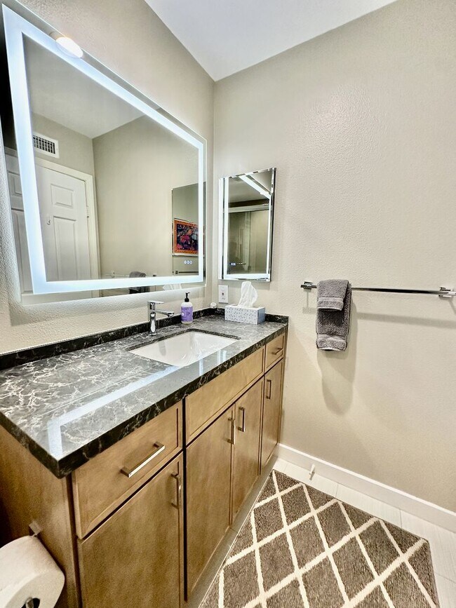 Building Photo - FOR RENT Call For Availability 3Br/3Ba 2128 Sqft Fully Furnished Del Mar Heights Vacation Home, C...