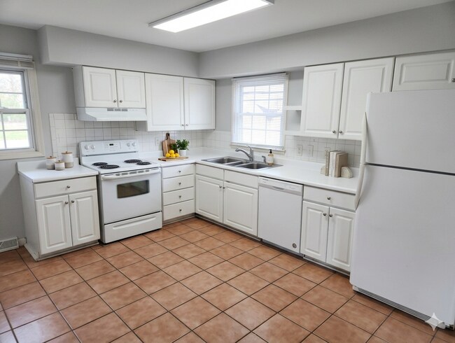 Building Photo - For Rent: Classic 3-Bedroom Brick Ranch in Lexington