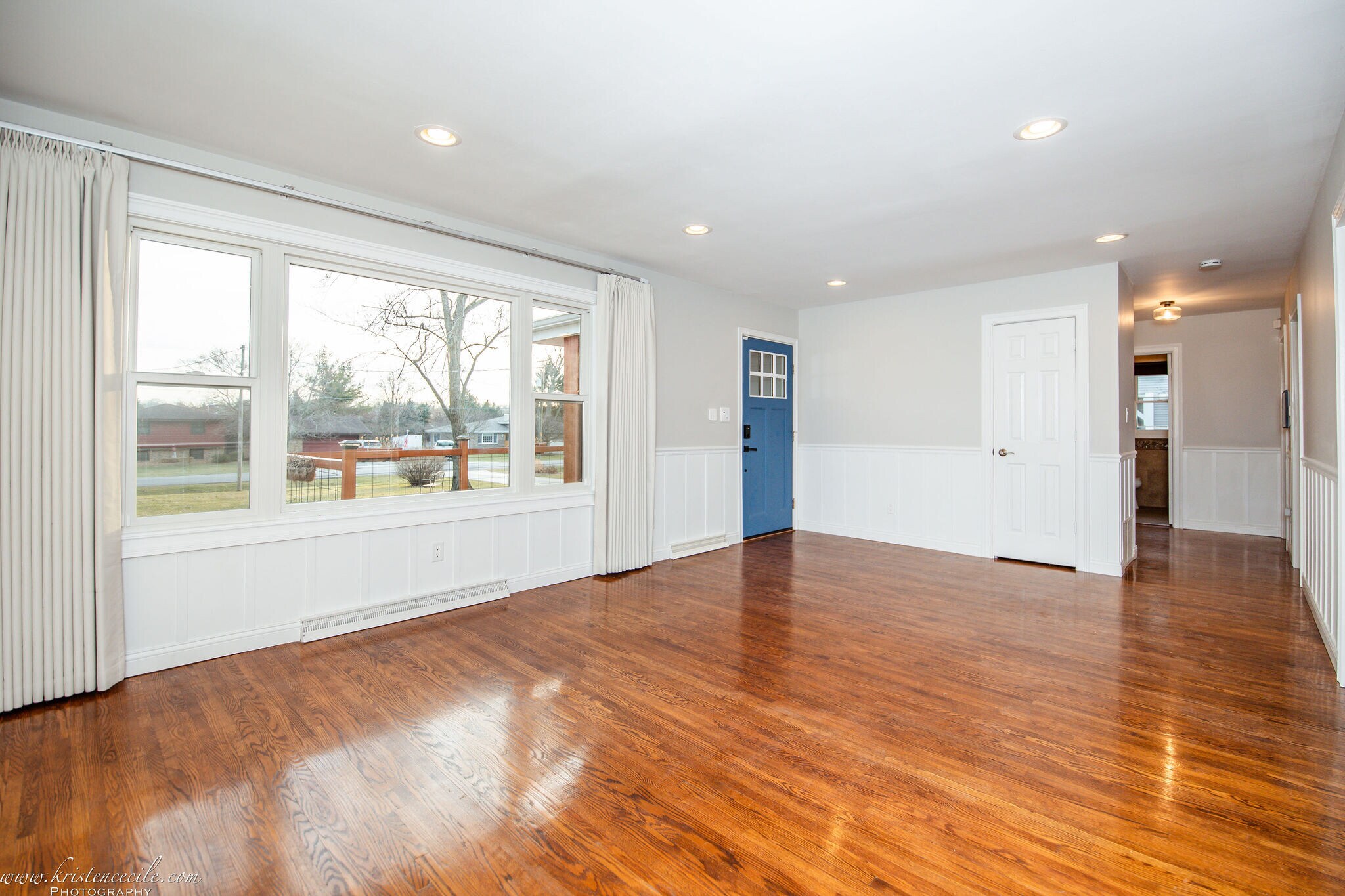 Building Photo - 123 Haines Ave