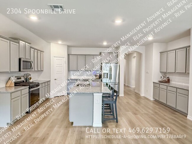 Building Photo - 2304 Spoonbill Dr