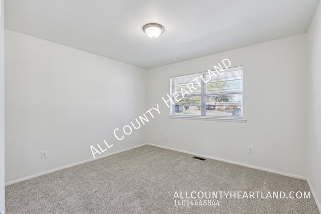 Building Photo - 4236 NW 48th St