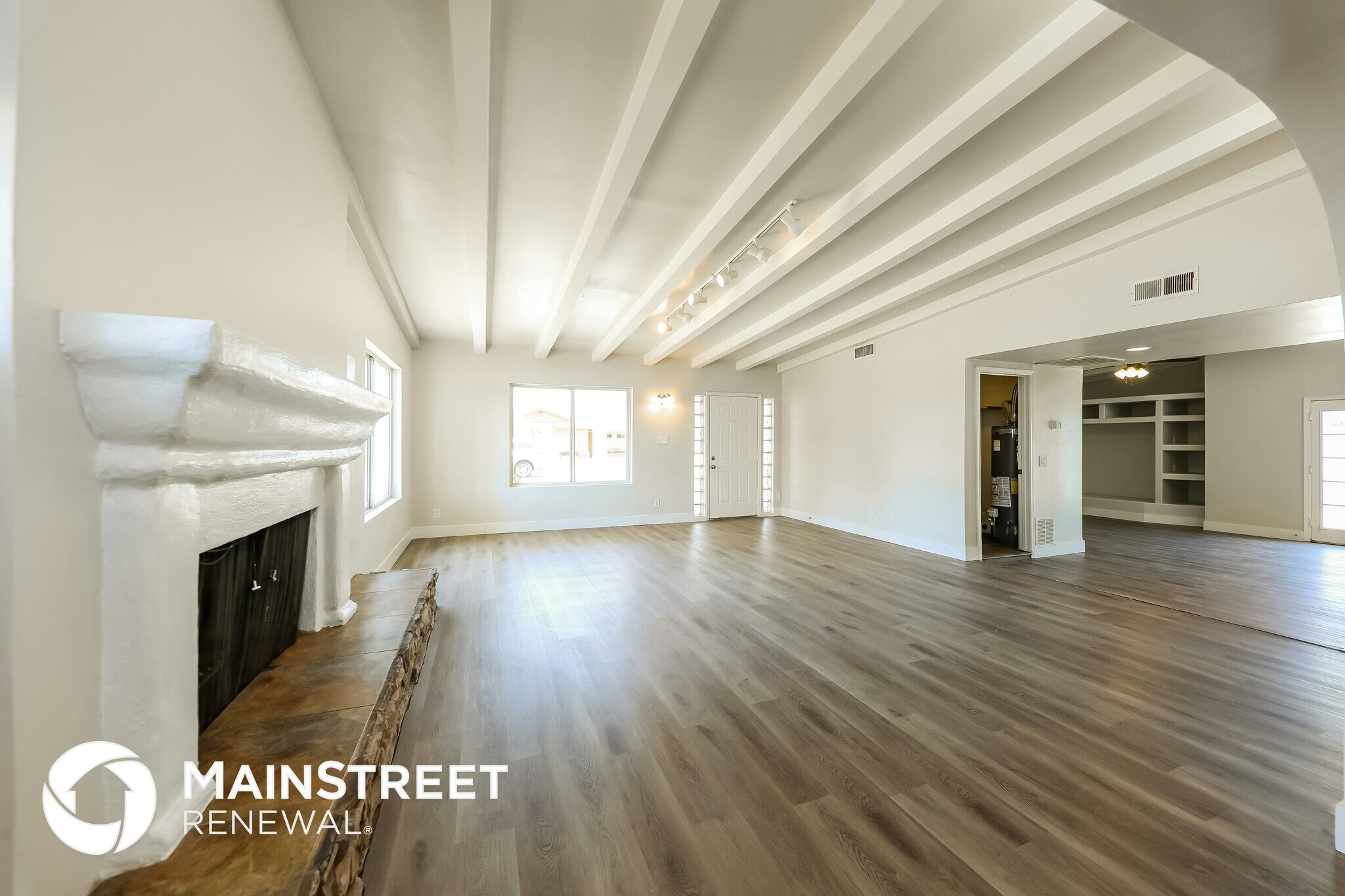 Building Photo - 4031 N 59th Dr
