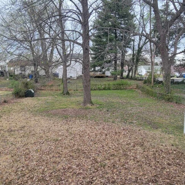 Building Photo - 3 Bedroom Home in Florissant