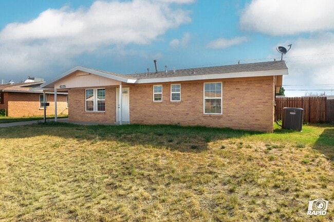 Building Photo - 4328 Conley Ave