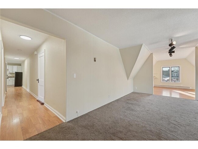 Building Photo - 1721 Humboldt Ave S