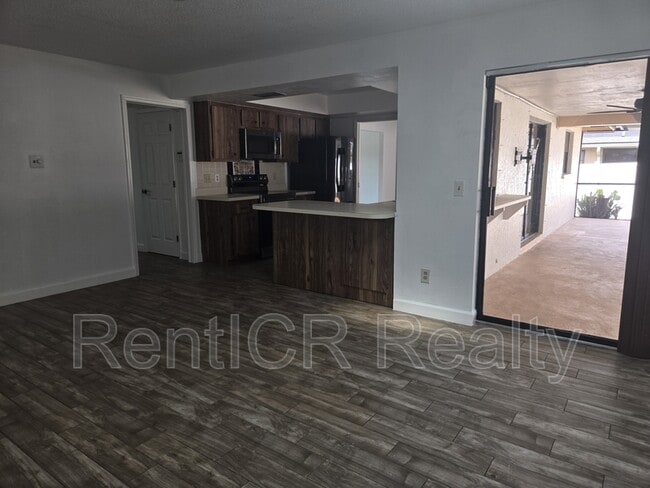 Building Photo - 1530 Fife Ct