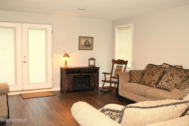 Building Photo - 1136 S McNeill St