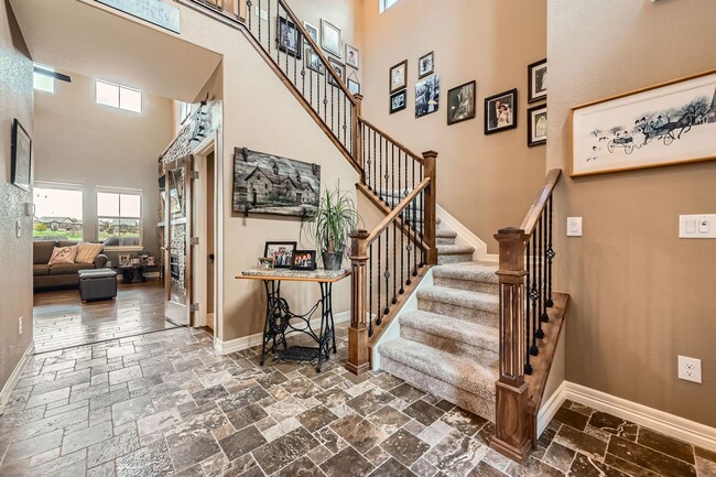 Building Photo - Luxury Living with Front Range Views, Hot ...