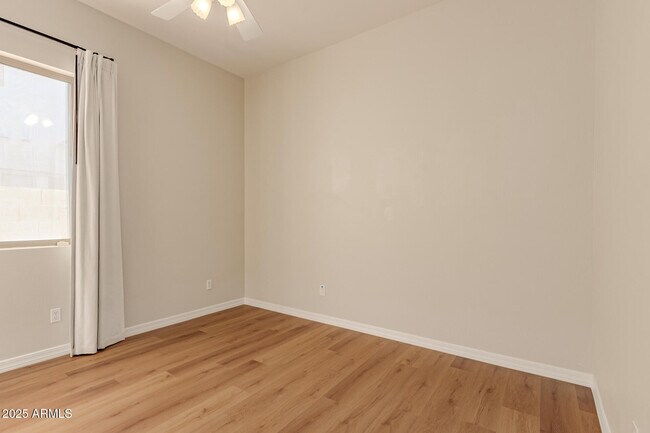 Building Photo - 29635 N 48th St