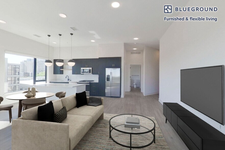 Building Photo - 1580 E 39th Ave