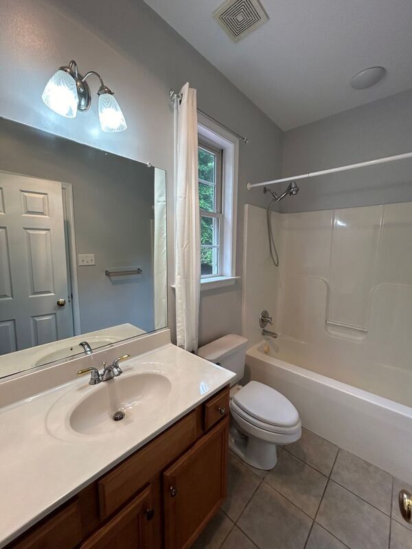 Building Photo - 13901 Riverdowns North Ct
