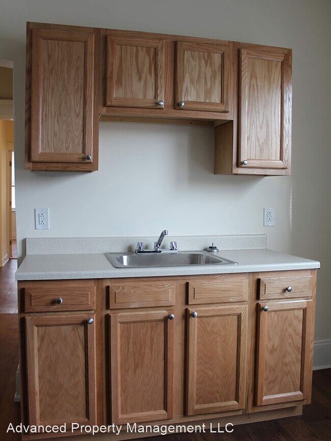 Building Photo - 12 American Legion Hwy