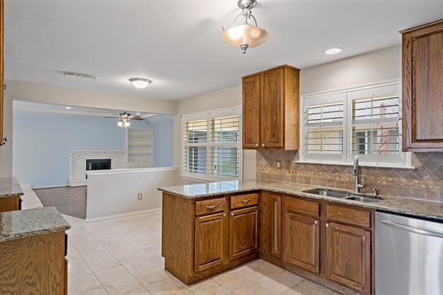 Building Photo - 10141 Fieldfare Ct