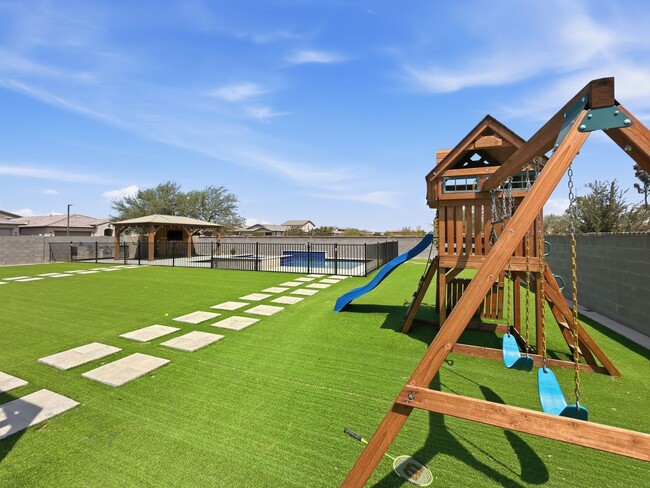 Building Photo - Luxury SMART HOME For Rent!