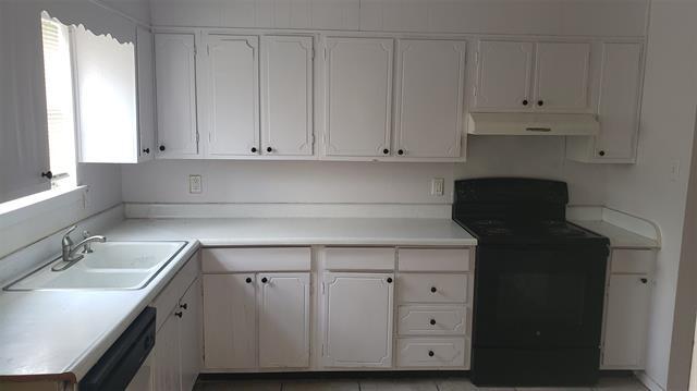 Building Photo - 1600 Kynette Dr