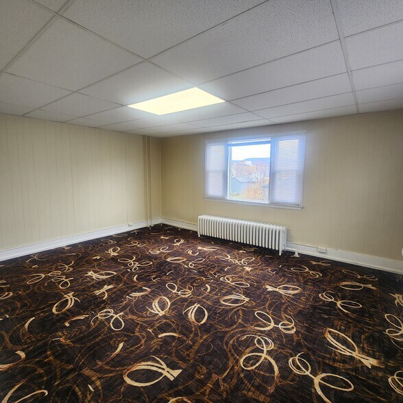 Building Photo - 101 Crawford Ave