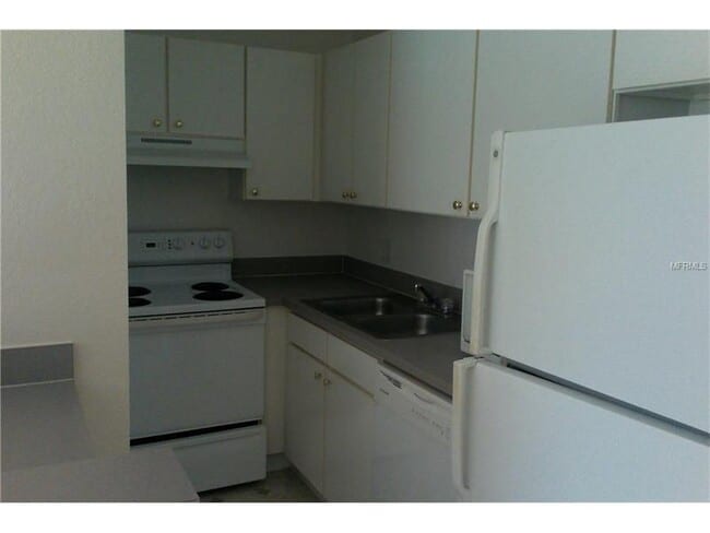 Building Photo - 10422 White Lake Ct