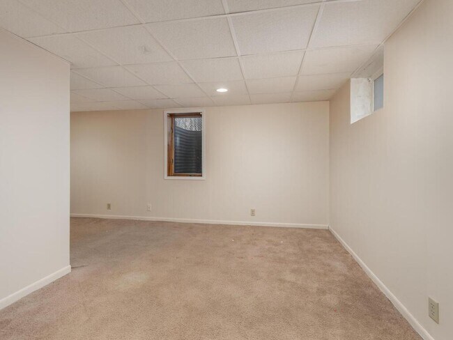 Building Photo - 6321 Wilryan Ave