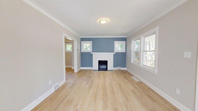 Building Photo - 4528 Rainbow Rd