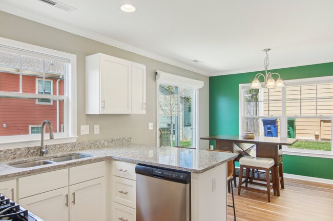 Building Photo - Arden Townhouse Rental