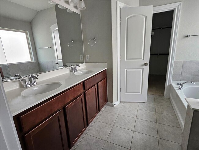 Building Photo - 3609 Texel Ln