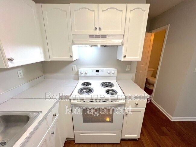 Building Photo - 1335 Braveheart Ln