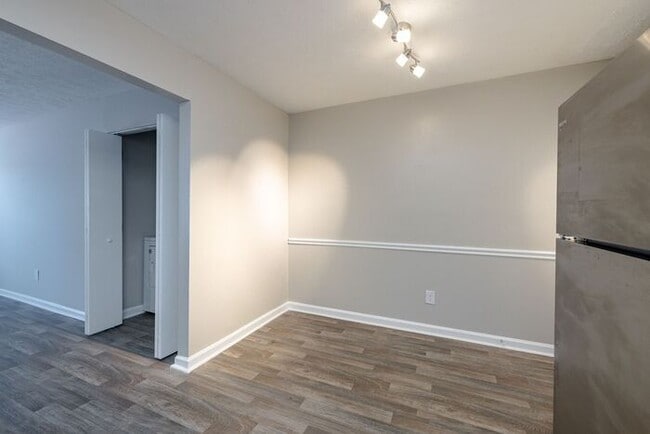 Building Photo - Modern Living at Westside Court