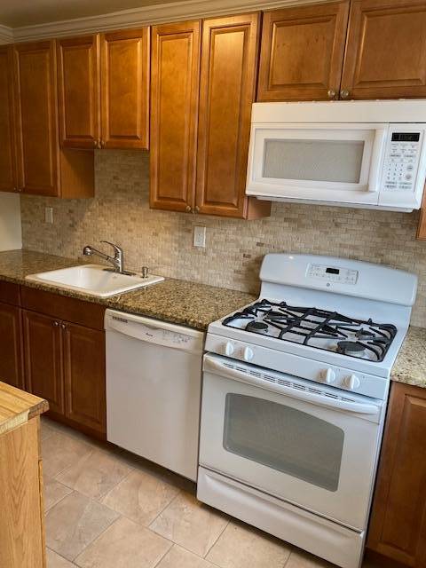 Building Photo - 244 Halstead Ave