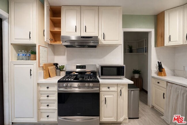 Building Photo - 522 Westminster Ave