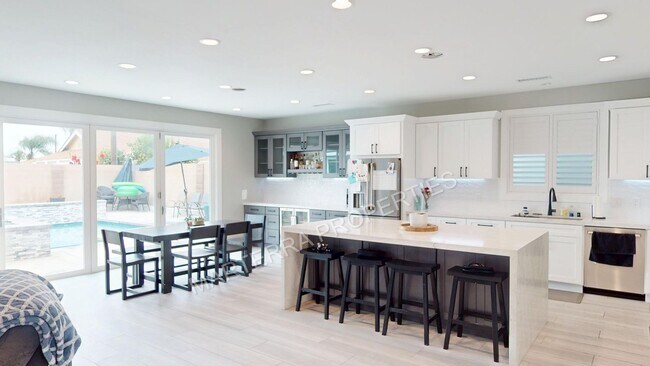Building Photo - Beautiful 4-Bedroom, 2.5-Bath Home with Po...