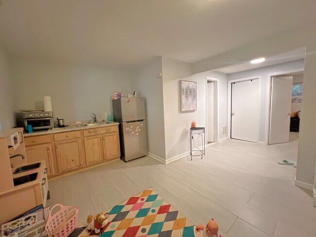 Building Photo - 950 Barton Oaks Pl