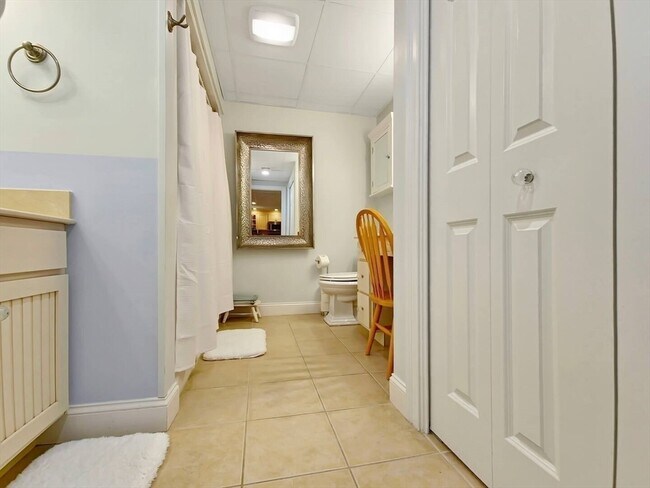 Building Photo - 111 Shore Dr