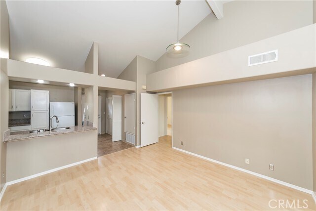 Building Photo - 5500 Torrance Blvd