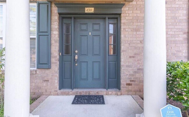 Building Photo - 430 Blue Beech Way