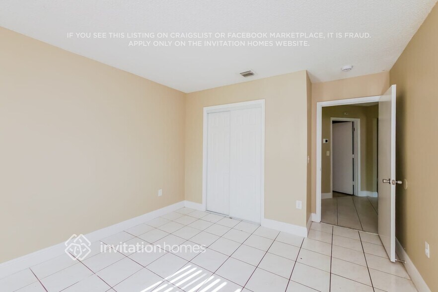 Building Photo - 5487 NW 186th St